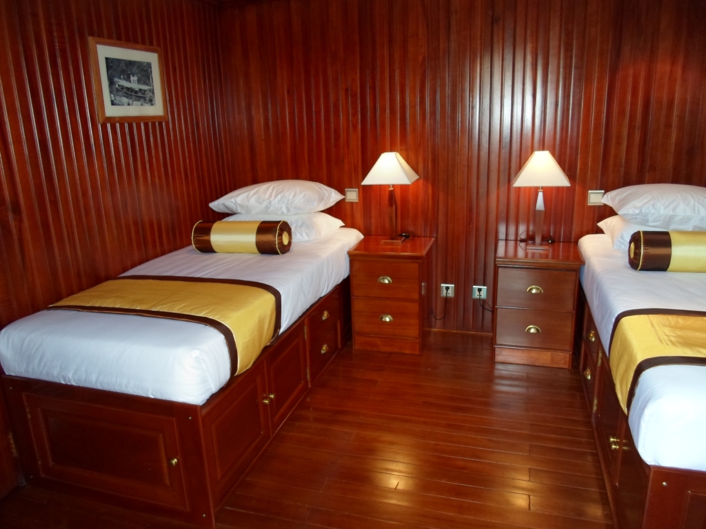 Pandaw RV Angkor Pandaw Cabin 4.jpg